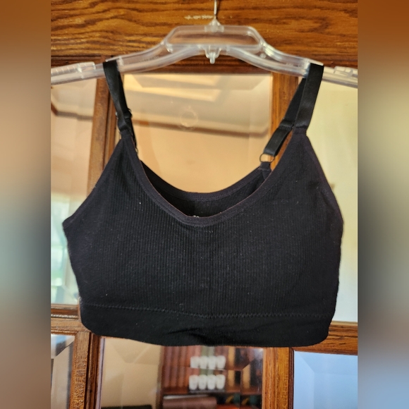 Sports bra - Picture 1 of 3